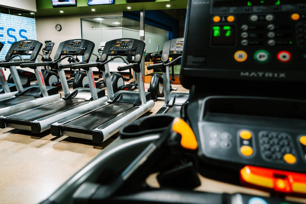 treadmills in a gym