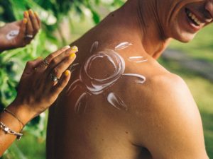 6 Common Sunscreen Mistakes We’ve All Made – and what to do instead